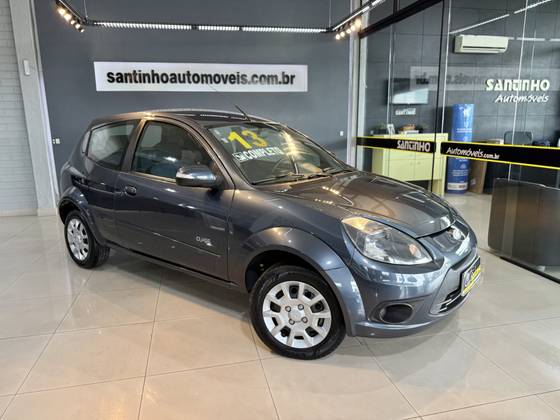 FORD KA 1.0 MPI 8V FLEX 2P MANUAL FORD KA 1.0 MPI 8V FLEX 2P MANUAL